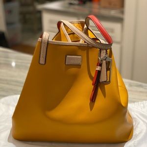 Super cute gently used travel tote!